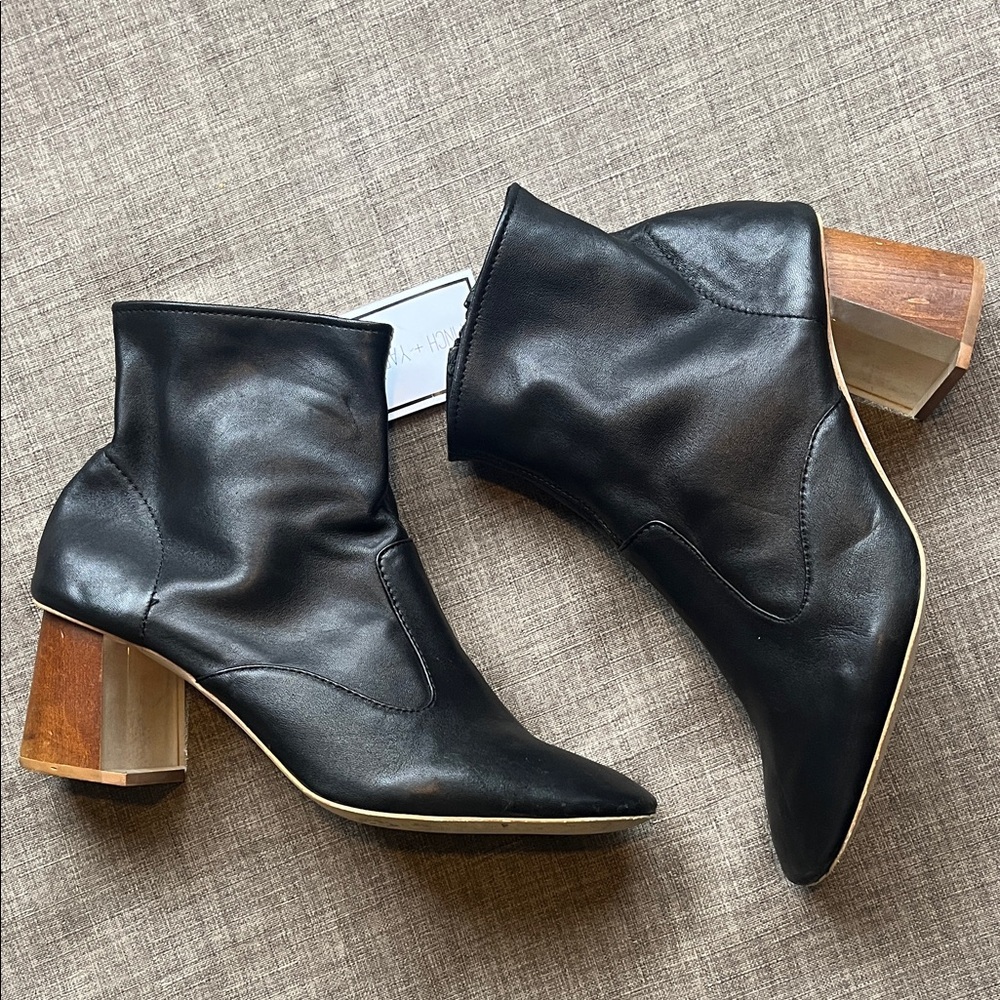 Jeffrey Campbell Black Heeled Boots Size 8 Sleek Sexy Wooden Heel